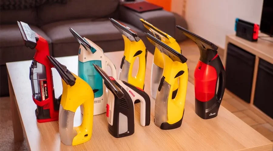 Kärcher vs Bosch GlassVAC : Quel lave-vitres choisir ?