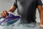 Fer à repasser qui fuit : Pourquoi il coule et comment réparer ?